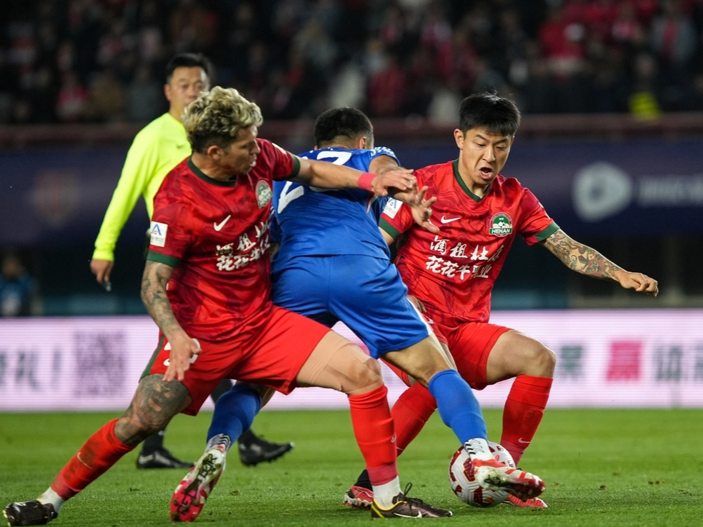 河南队补时阶段丢球(河南队补时阶段丢球了吗)